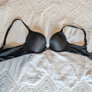 Victoria's Secret Bombshell Plunge Black Satin Bra 34A